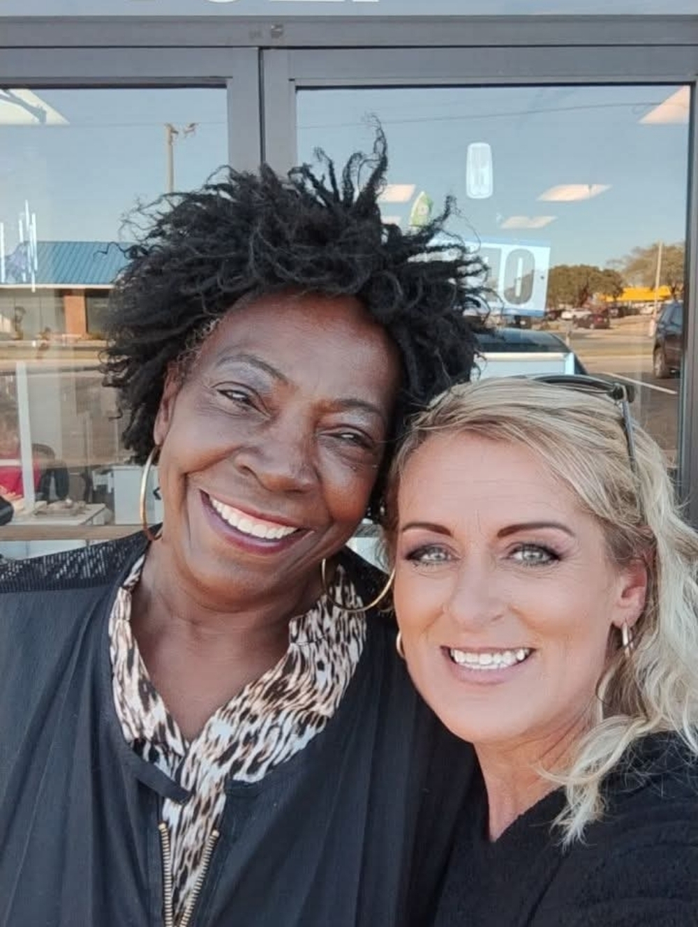 Meet your Posher, Amy